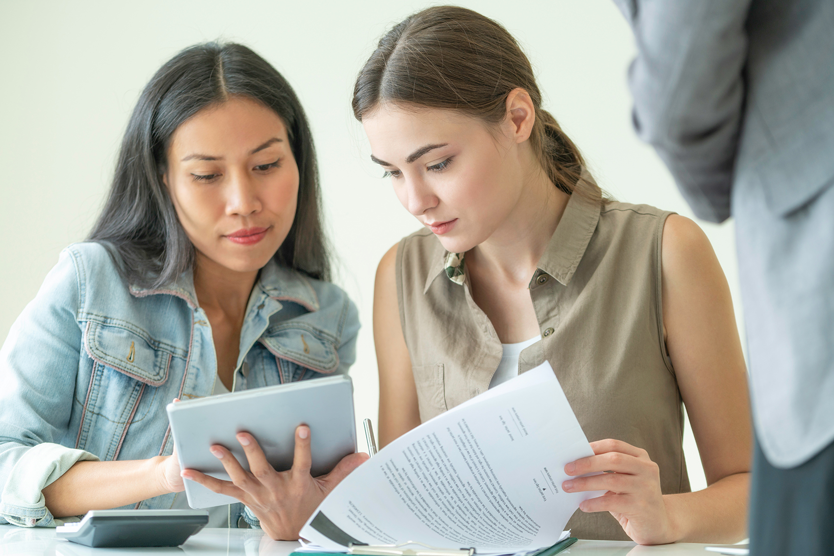 We handle all paperwork and coordinate with the Dubai Land Department to ensure a secure and hassle-free transfer.